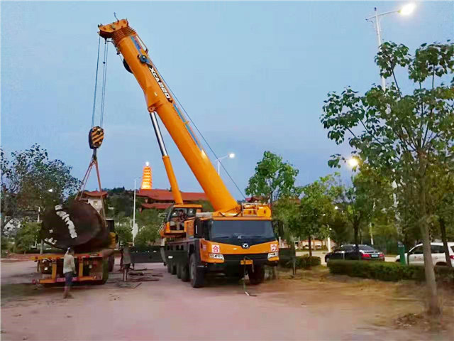 梅州叉車(chē)出租、梅州吊車(chē)出租首選梅州合力裝卸搬運(yùn)有限公司